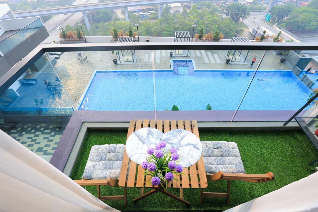 Mlh Deluxe Studio Suites @ Landmark Residence Cheras Exteriér fotografie