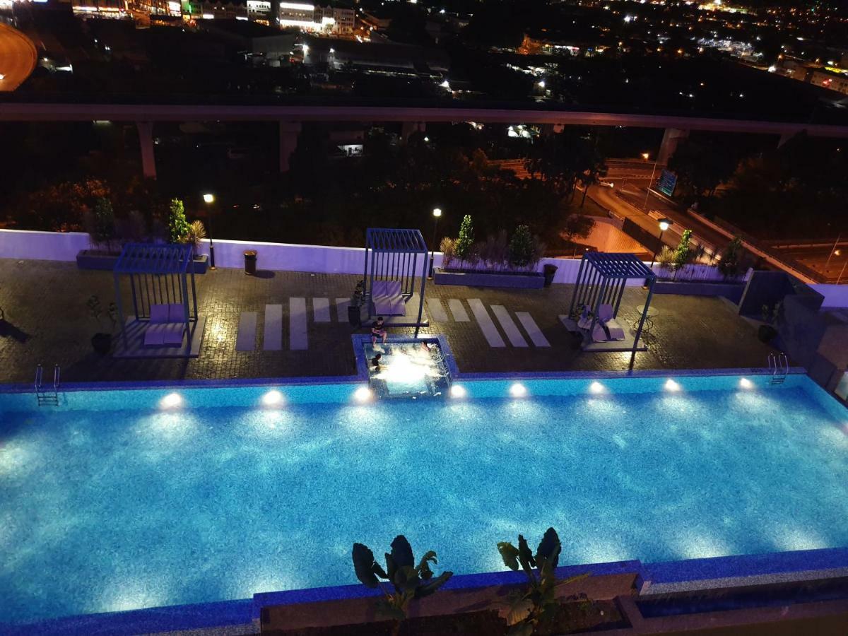 Mlh Deluxe Studio Suites @ Landmark Residence Cheras Exteriér fotografie